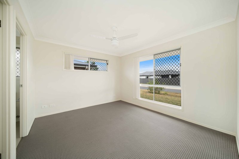 Photo - 32 George Circuit, Bald Hills QLD 4036 - Image 5