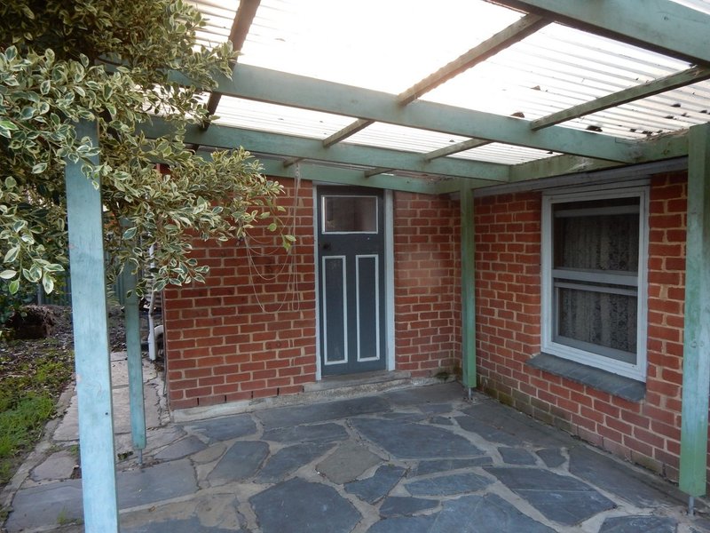 Photo - 32 George Main Road, Victor Harbor SA 5211 - Image 3