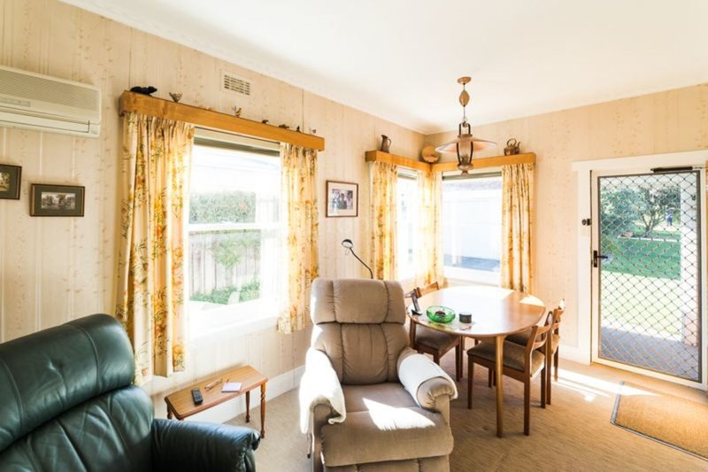 Photo - 32 George Town Road, Newnham TAS 7248 - Image 10