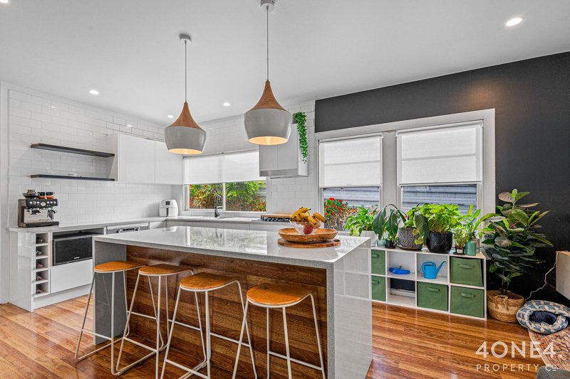 Photo - 32 Gepp Parade, Derwent Park TAS 7009 - Image 6