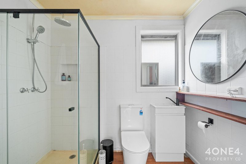 Photo - 32 Gepp Parade, Derwent Park TAS 7009 - Image 17