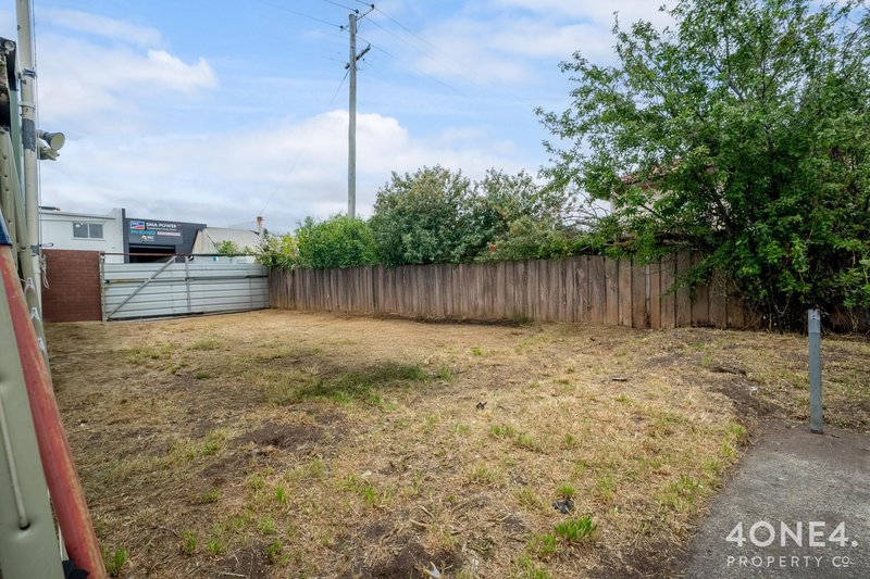 Photo - 32 Gepp Parade, Derwent Park TAS 7009 - Image 21