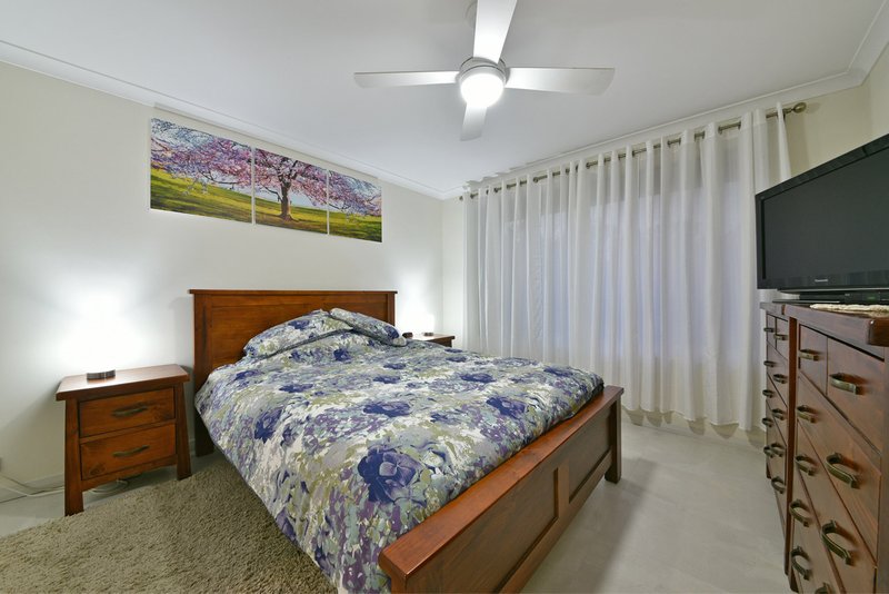 Photo - 32 Gidgi Way, Wanneroo WA 6065 - Image 6