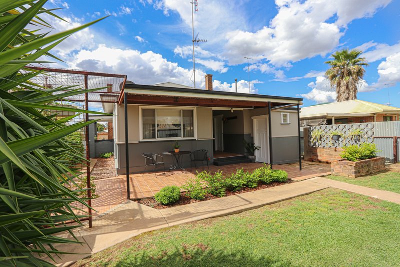 Photo - 32 Gladstone Street, West Wyalong NSW 2671 - Image 21