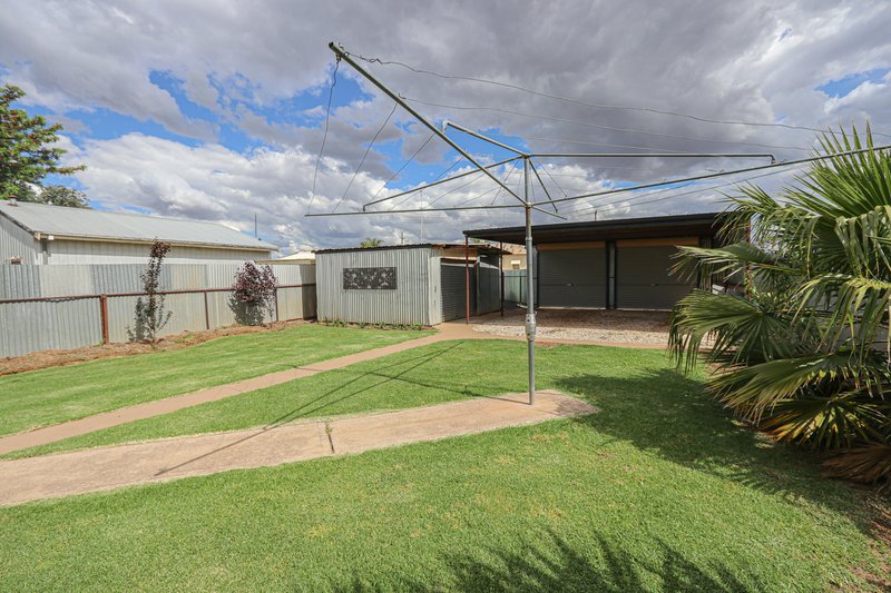 Photo - 32 Gladstone Street, West Wyalong NSW 2671 - Image 22