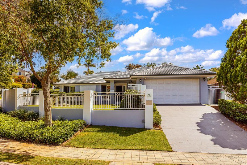 Photo - 32 Glastonbury Drive, Mudgeeraba QLD 4213 - Image 1