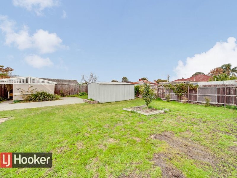 Photo - 32 Glendale Road, Springvale VIC 3171 - Image 13