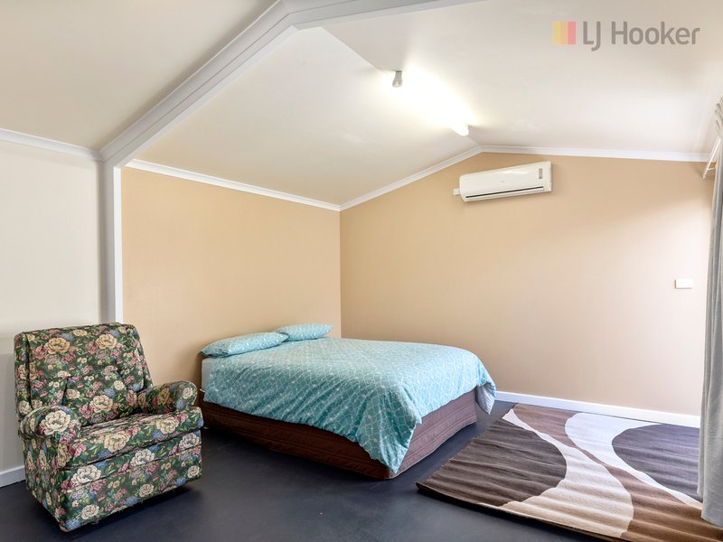 Photo - 32 Glenthorn Crescent, O'Halloran Hill SA 5158 - Image 16