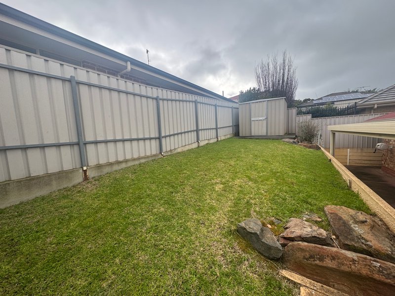 Photo - 32 Gloucester Drive, Craigmore SA 5114 - Image 18