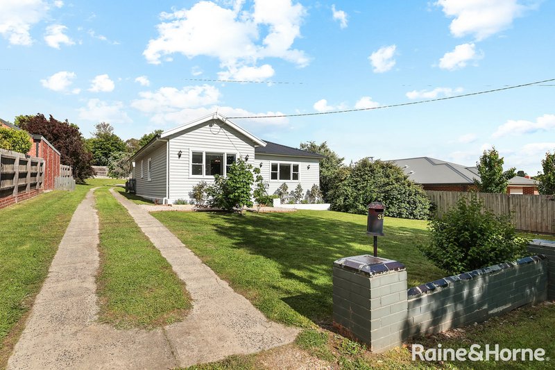 Photo - 32 Goode Street, Gisborne VIC 3437 - Image 2