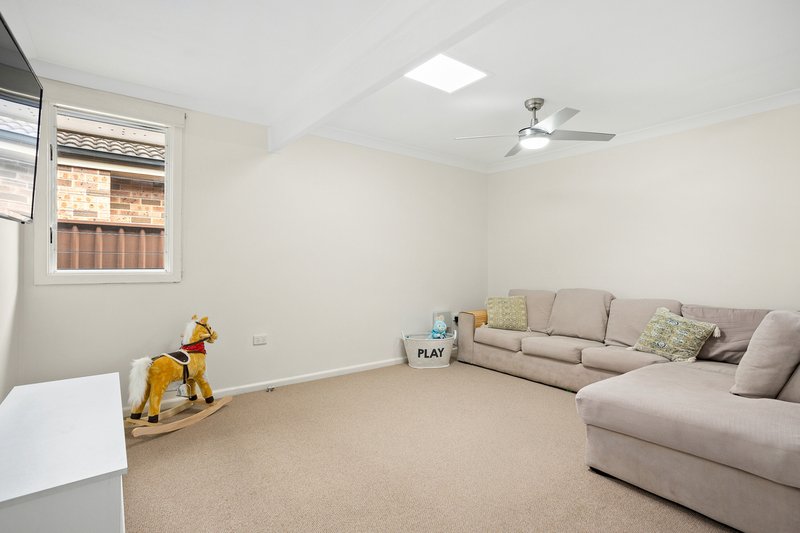 Photo - 32 Gordon Avenue, Oak Flats NSW 2529 - Image 4