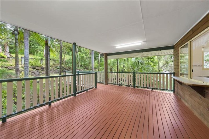 Photo - 32 Grace Avenue, Cannonvale QLD 4802 - Image 6