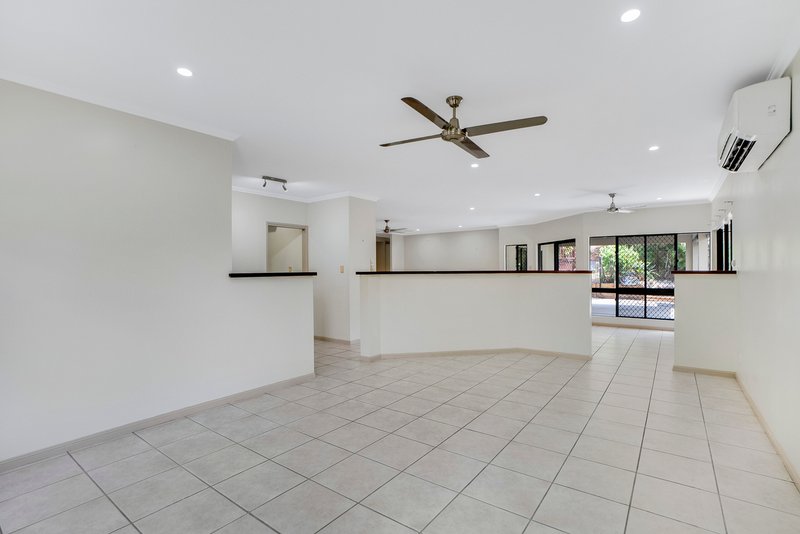 Photo - 32 Greendale Close, Brinsmead QLD 4870 - Image 14