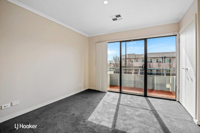 Photo - 3/2 Greentree Place, Mawson Lakes SA 5095 - Image 6