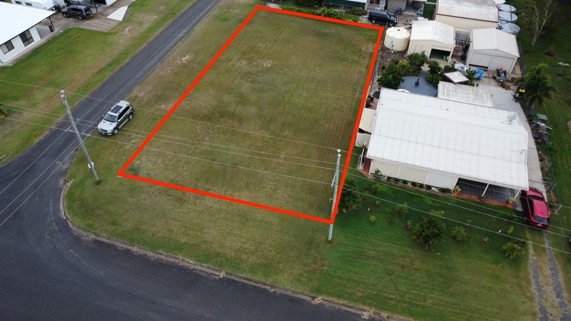 32 Gregory Street, Buxton QLD 4660