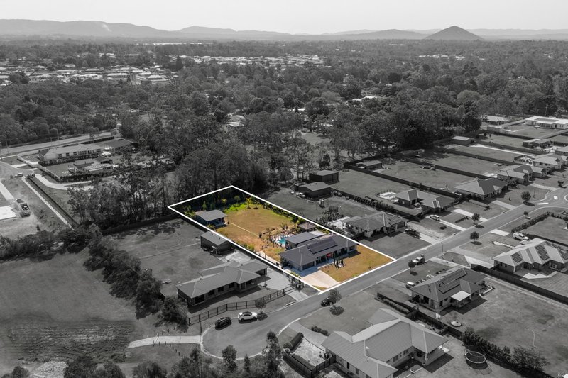 Photo - 32 Halcot Court, Caboolture QLD 4510 - Image 17