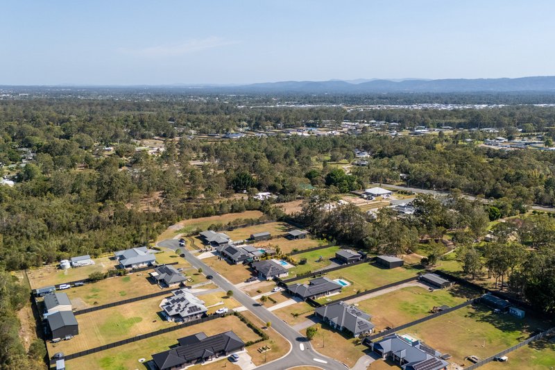 Photo - 32 Halcot Court, Caboolture QLD 4510 - Image 20