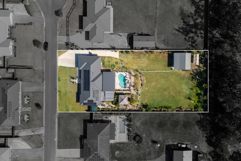 Photo - 32 Halcot Court, Caboolture QLD 4510 - Image 23