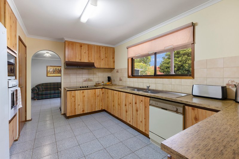 Photo - 32 Haleys Road, Ross Creek VIC 3351 - Image 6