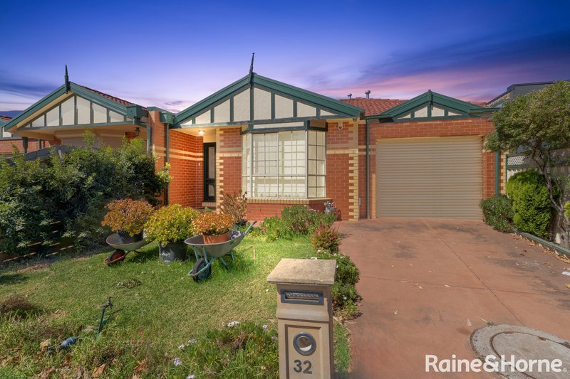 32 Hannah Avenue, Hillside VIC 3037