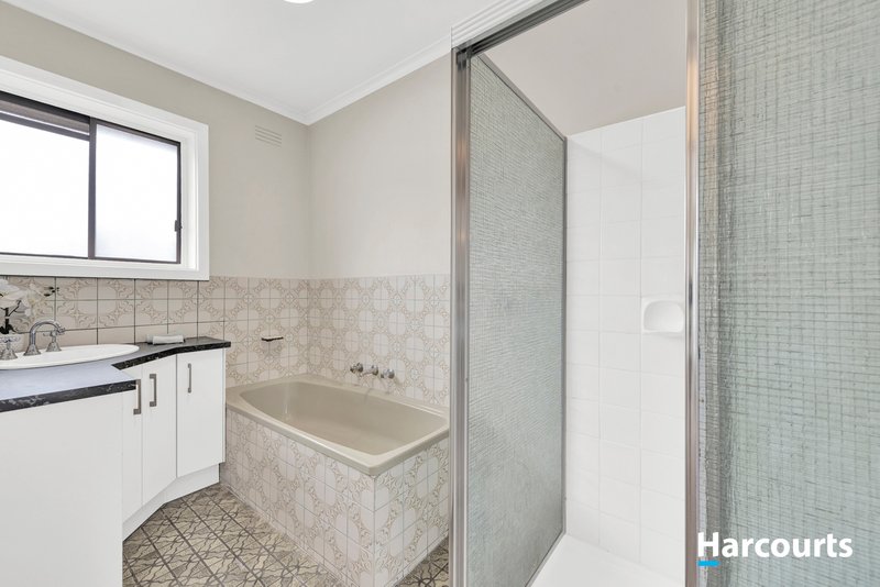 Photo - 32 Hanover Road, Vermont South VIC 3133 - Image 11