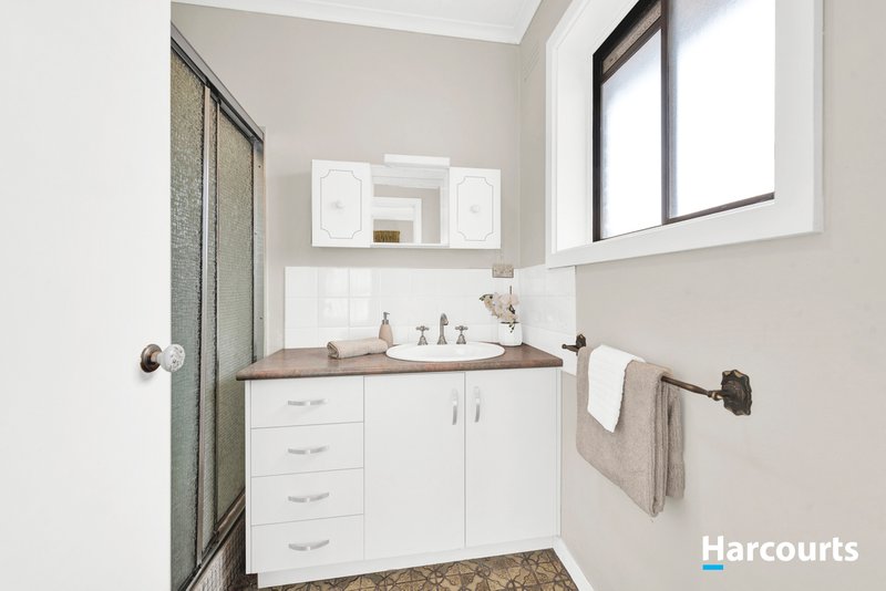 Photo - 32 Hanover Road, Vermont South VIC 3133 - Image 12