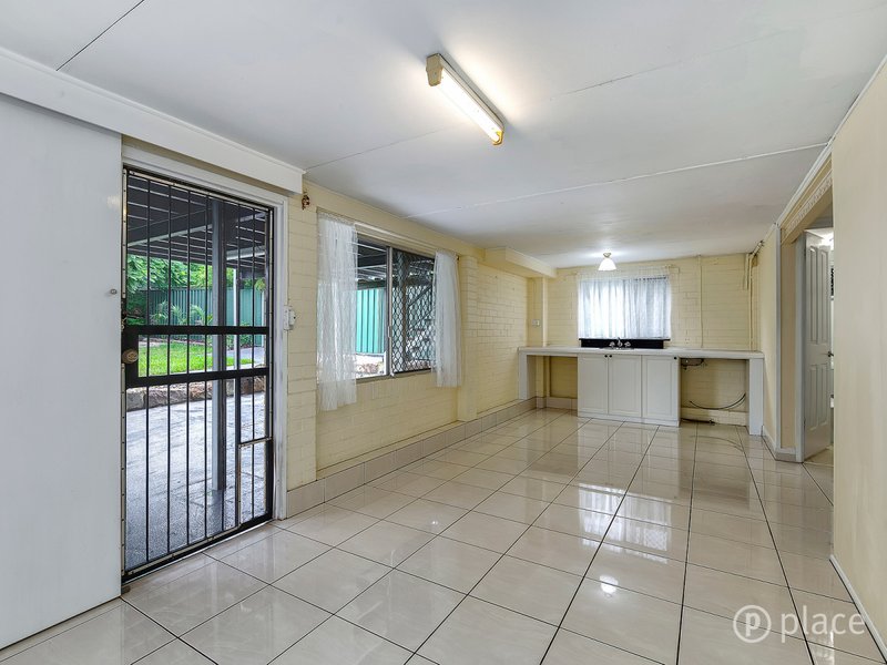 Photo - 32 Harrogate Street, Woolloongabba QLD 4102 - Image 7