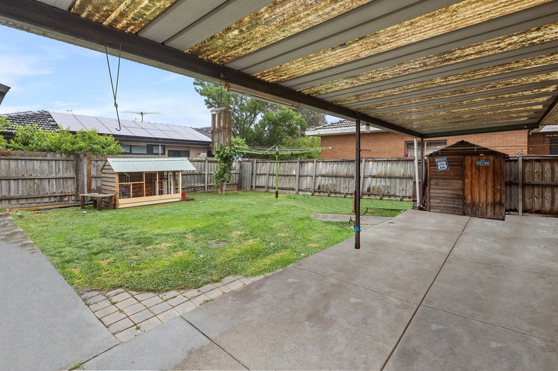 Photo - 32 Heather Avenue, Thomastown VIC 3074 - Image 8