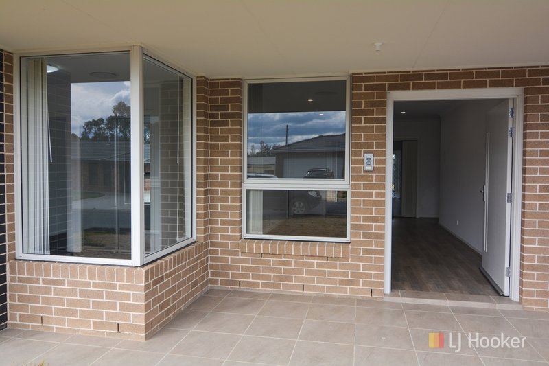 Photo - 32 Henning Crescent, Wallerawang NSW 2845 - Image 6