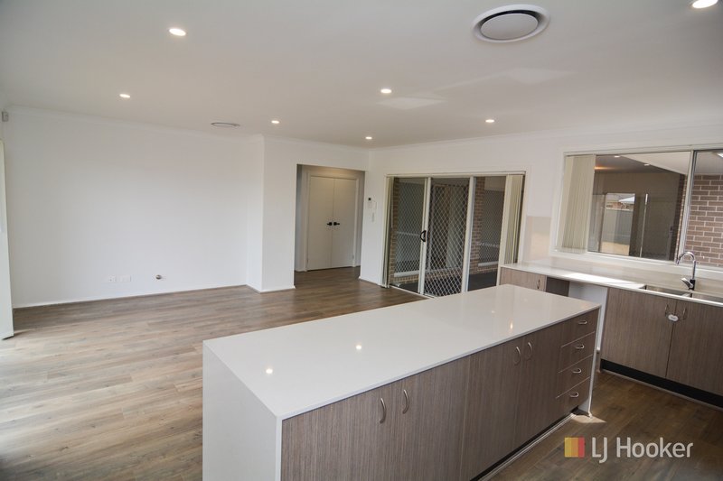 Photo - 32 Henning Crescent, Wallerawang NSW 2845 - Image 15