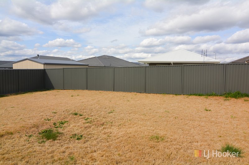 Photo - 32 Henning Crescent, Wallerawang NSW 2845 - Image 19