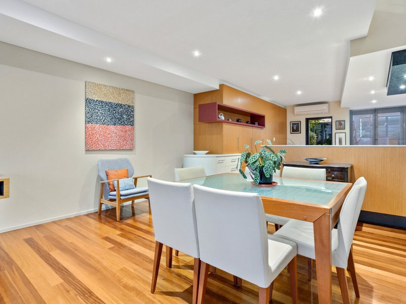 Photo - 32 Henry Lawson Walk, East Perth WA 6004 - Image 8