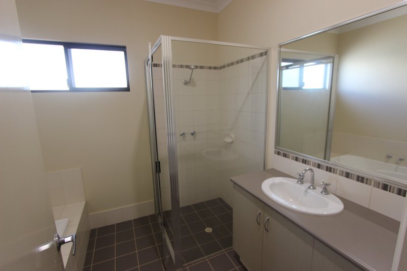 Photo - 32 Heron Loop, Nickol WA 6714 - Image 11