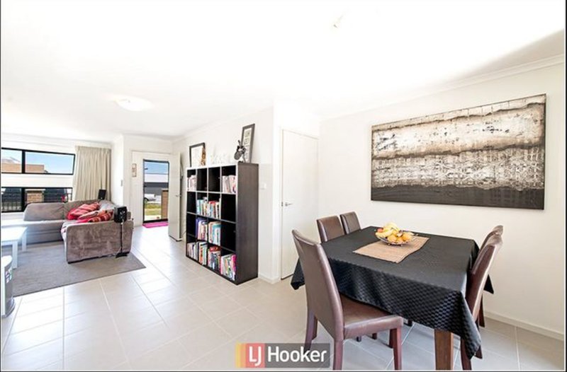 Photo - 32 Hibberd Crescent, Forde ACT 2914 - Image 3