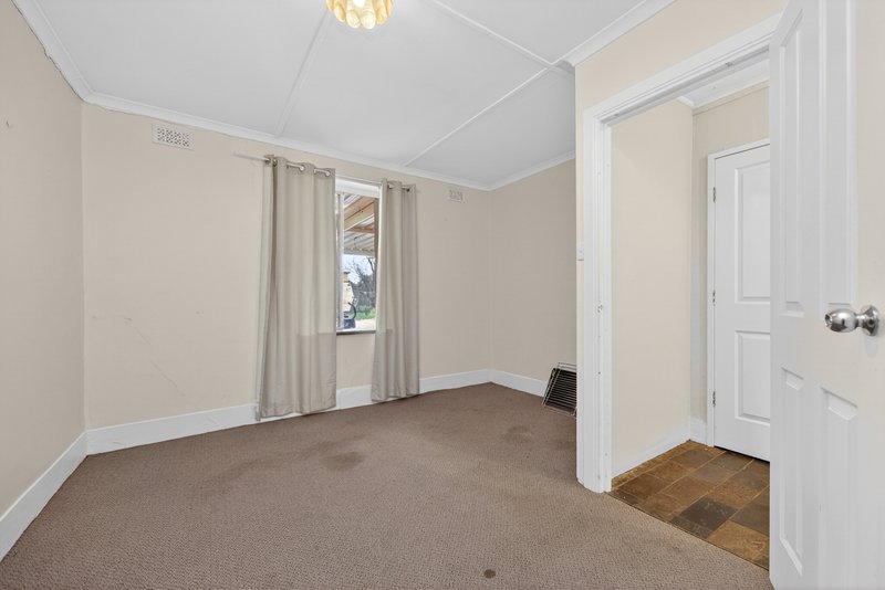 Photo - 32 Higgins Road, Buchfelde SA 5118 - Image 6