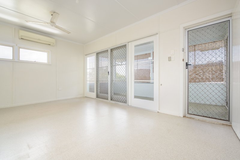 Photo - 32 Higgins Street, West Gladstone QLD 4680 - Image 8