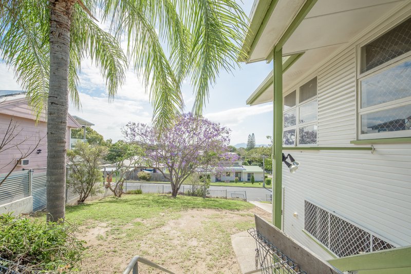 Photo - 32 Higgins Street, West Gladstone QLD 4680 - Image 16