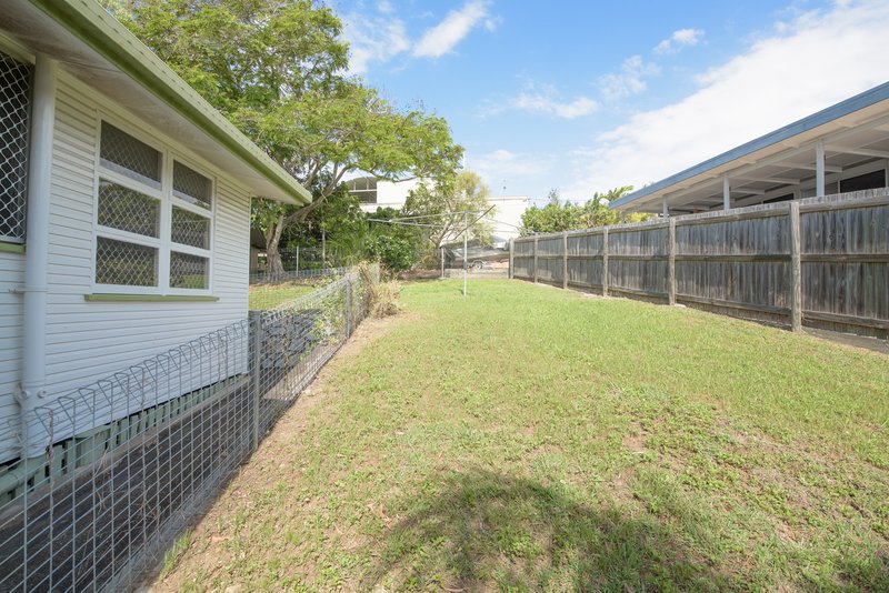 Photo - 32 Higgins Street, West Gladstone QLD 4680 - Image 20