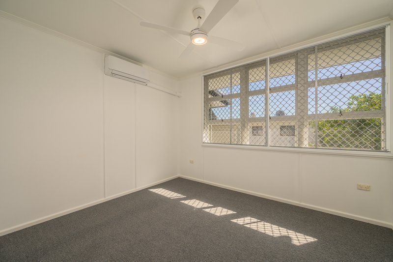 Photo - 32 Higgins Street, West Gladstone QLD 4680 - Image 7