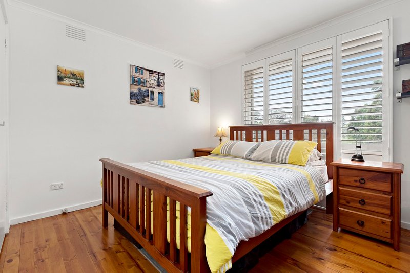 Photo - 3/2 Highland Avenue, Oakleigh East VIC 3166 - Image 9