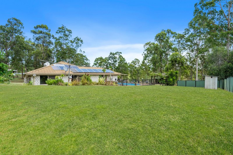 Photo - 32 Highview Court, Woodhill QLD 4285 - Image 19