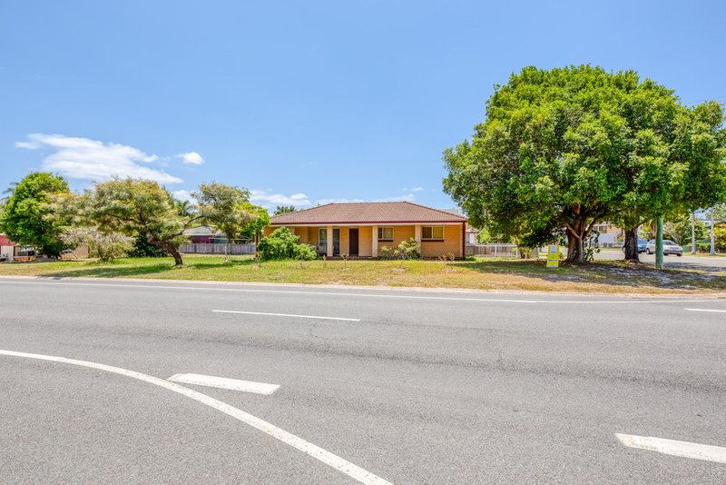 Photo - 32 Hill Street, Bongaree QLD 4507 - Image 14