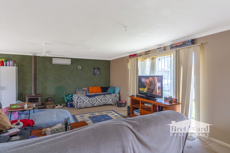 Photo - 32 Hoddinott Street, Bairnsdale VIC 3875 - Image 6