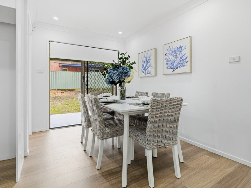 Photo - 32 Hopping Road, Ingleburn NSW 2565 - Image 4