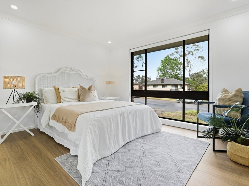 Photo - 32 Hopping Road, Ingleburn NSW 2565 - Image 5