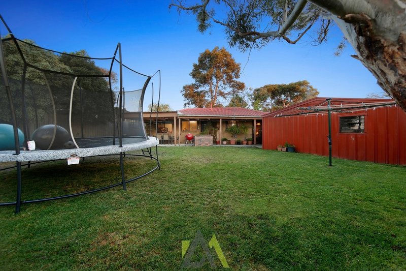 Photo - 32 Hornsby Drive, Langwarrin VIC 3910 - Image 14