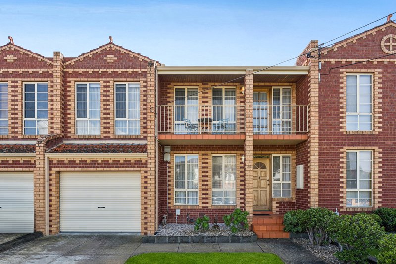 Photo - 32 Hosken Street, Reservoir VIC 3073 - Image 1