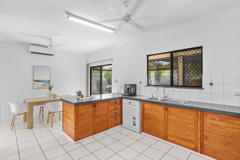 Photo - 32 Hotham Court, Leanyer NT 0812 - Image 5