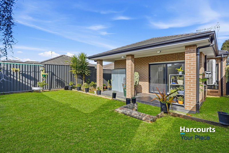 Photo - 32 Howarth Street, Ropes Crossing NSW 2760 - Image 14