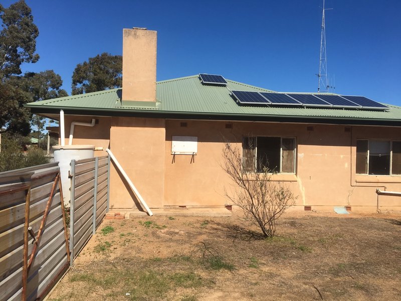 Photo - 32 Howe Street, Port Pirie SA 5540 - Image 17